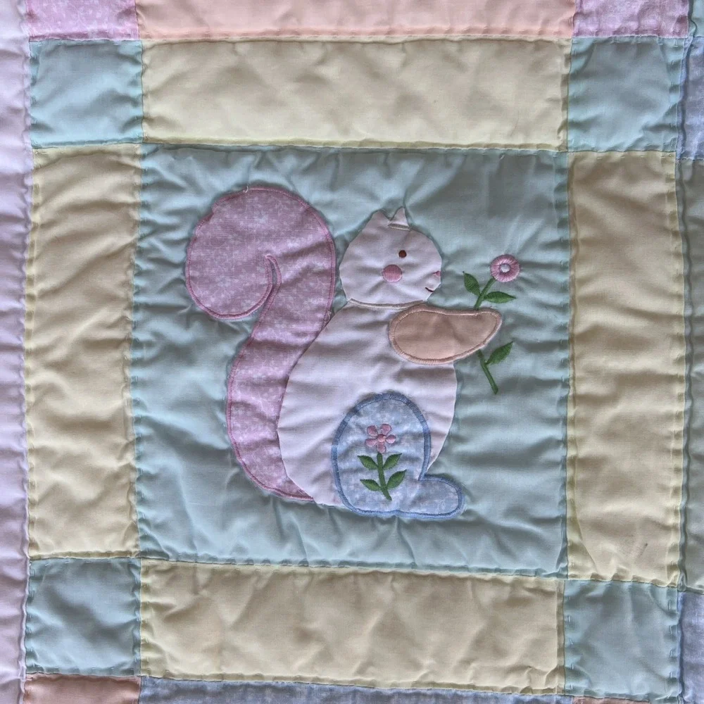 VTG House of Hatten Pastel Baby Quilt Blanket Animals 46x35 Nursery EUC